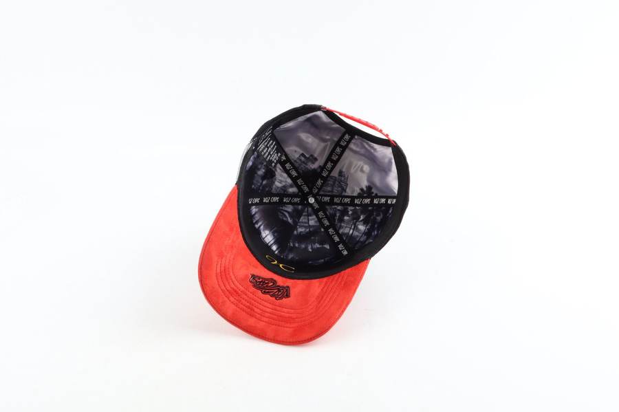 LA Old English — Black/Red