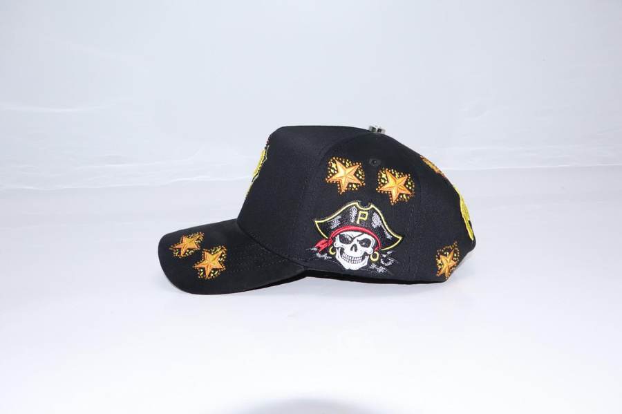 Pittsburgh Pirates — Black/Black