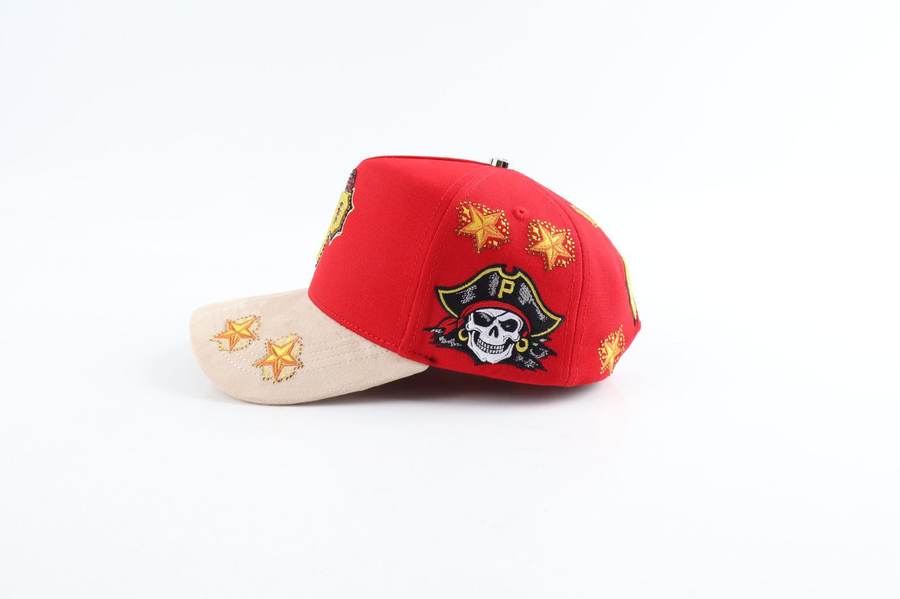 Pittsburgh Pirates — Red/Beige